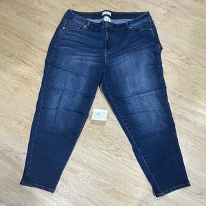 Lane Bryant Size: 20 Flex Magic Waist Band, Low Rise Boyfriend